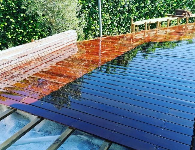 Création d'une terrasse en bois Européen et d'une pergolas bioclimatique Sermiers 51500 ( 51 secteur Marne ).